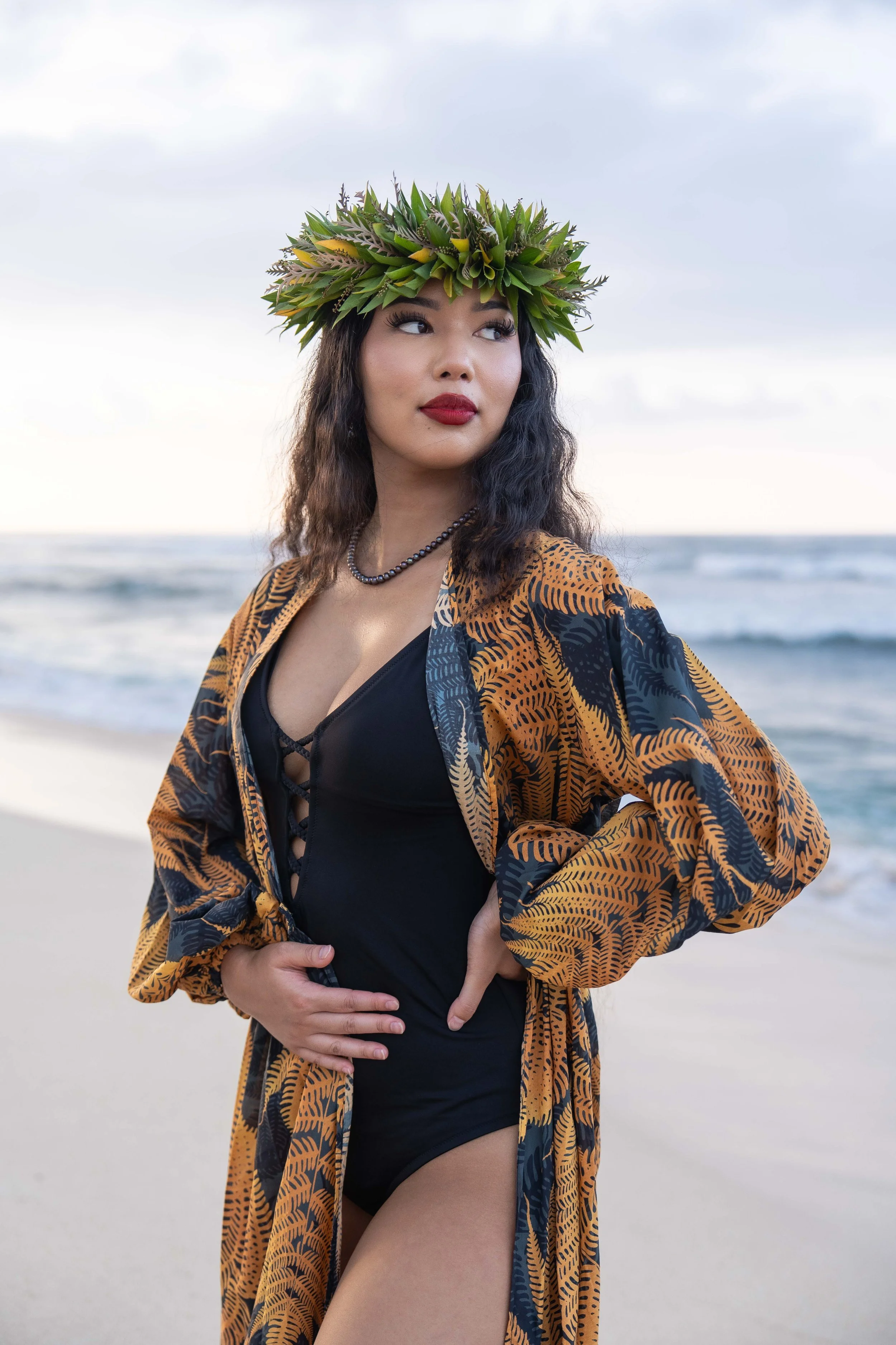 N A H E WAHINE